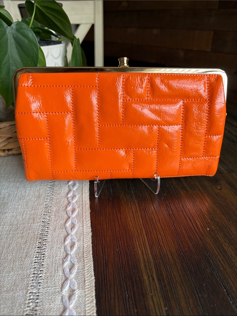 HOBO Lauren Clutch Orange Patent Frame Clutch - Picture 2 of 12